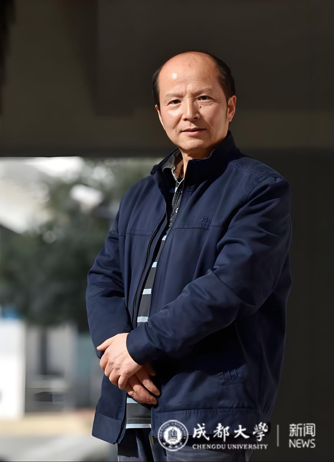 杨天宏教授照片.jpg